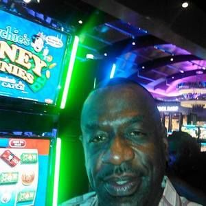 Meet your Posher, Kenneth